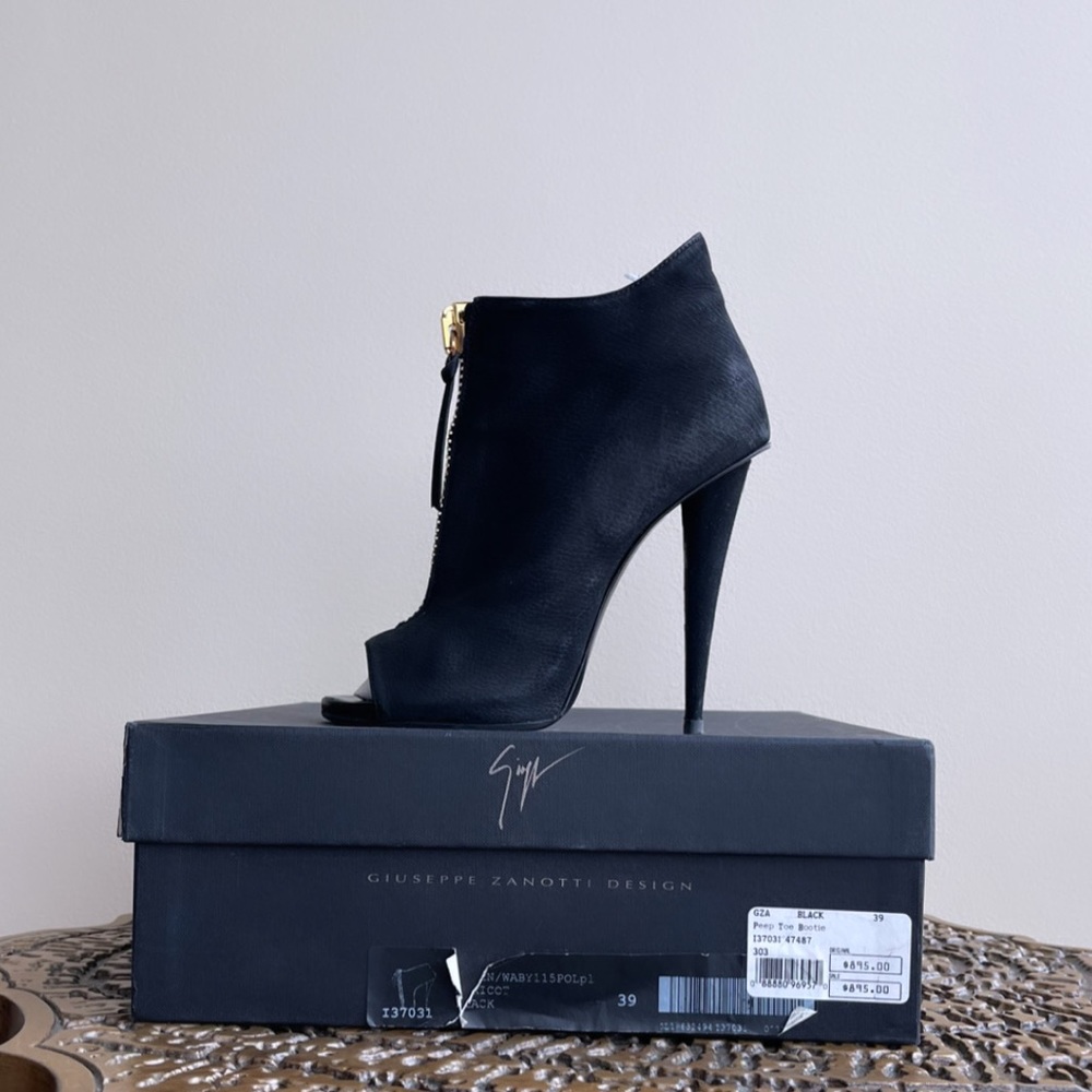 Giuseppe Zanotti Alien Peep Toe Zip Up Heel Black Booties IT 39 (US Size 9)